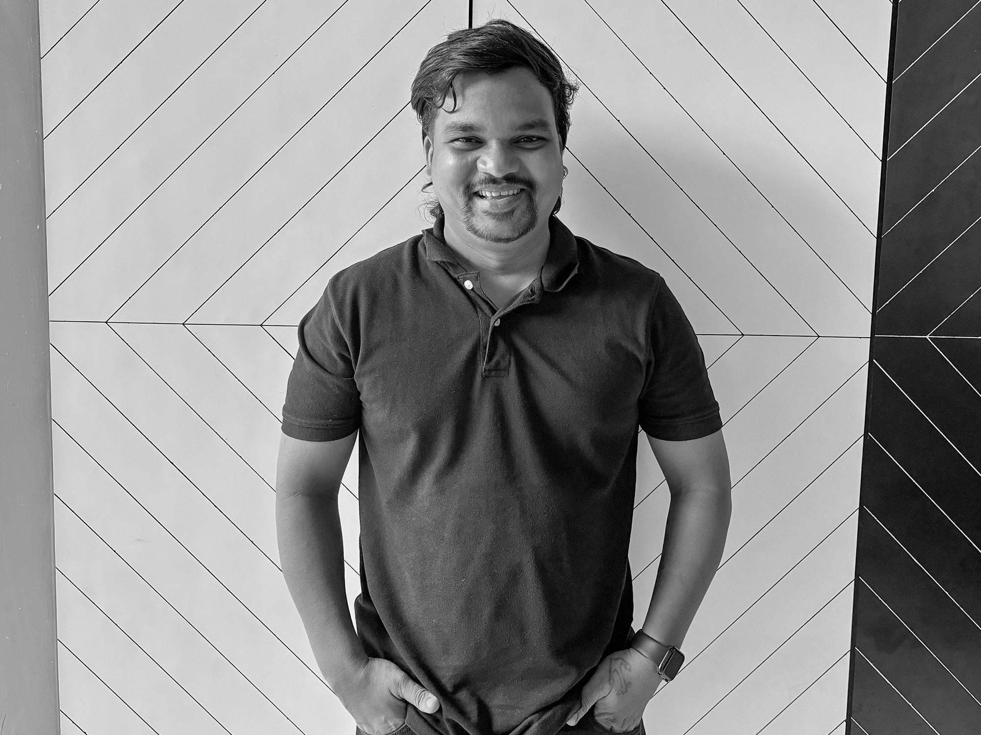 Ajam Shah Salmani - Senior Stylist