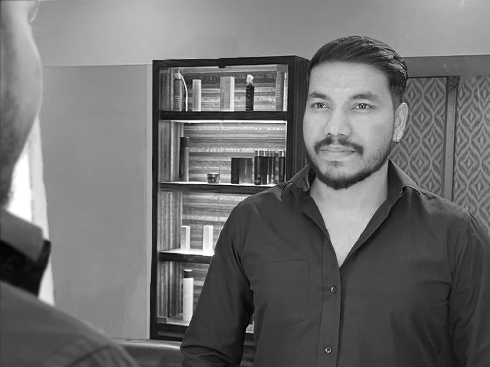 Vikram Singh - Senior Stylist